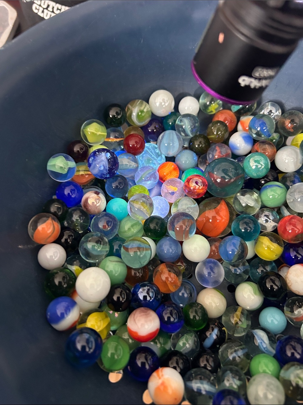 2 lbs of marbles